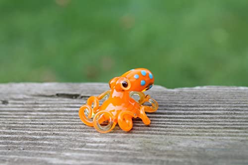 Orange Glass Tiny Miniature Octopus Souvenir Glass Octopus Souvenir Figurine Gift Art