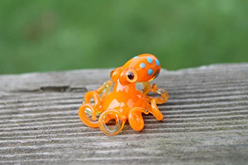 Orange Glass Tiny Miniature Octopus Souvenir Glass Octopus Souvenir Figurine Gift Art