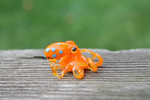 Orange Glass Tiny Miniature Octopus Souvenir Glass Octopus Souvenir Figurine Gift Art