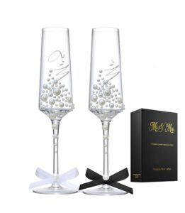 personalized mr and mrs wedding champagne flutes with long stem,handcraft bridal shower gift,cute 7oz bride and groom toasting glass set of 2, unique gift for anniversary, engagement gifts for couples