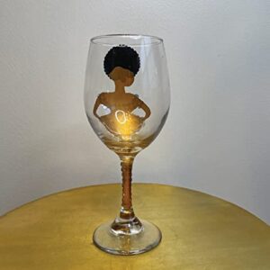 Diva Wine Glass, Large 20oz Decorated Wine Glass, Black Woman Drinking Glass, Gift Favours, Gift Favors, Unique Birthday Gift, Brown Girl with Afro on Wine Glass (Pink)