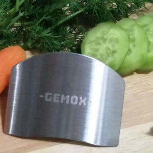 GEMOX Stainless Steel Finger Guard for Slicing - Cutting Protector to Avoid Accidents when Chopping and Kitchen Safe Chop Cut Tool