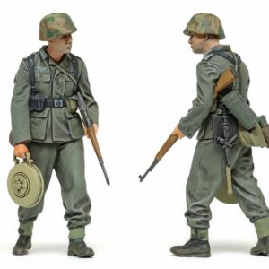 TAMIYA 1/35 German Infantry Set Late WWII TAM35382 Plastic Models Armor/Military 1/35