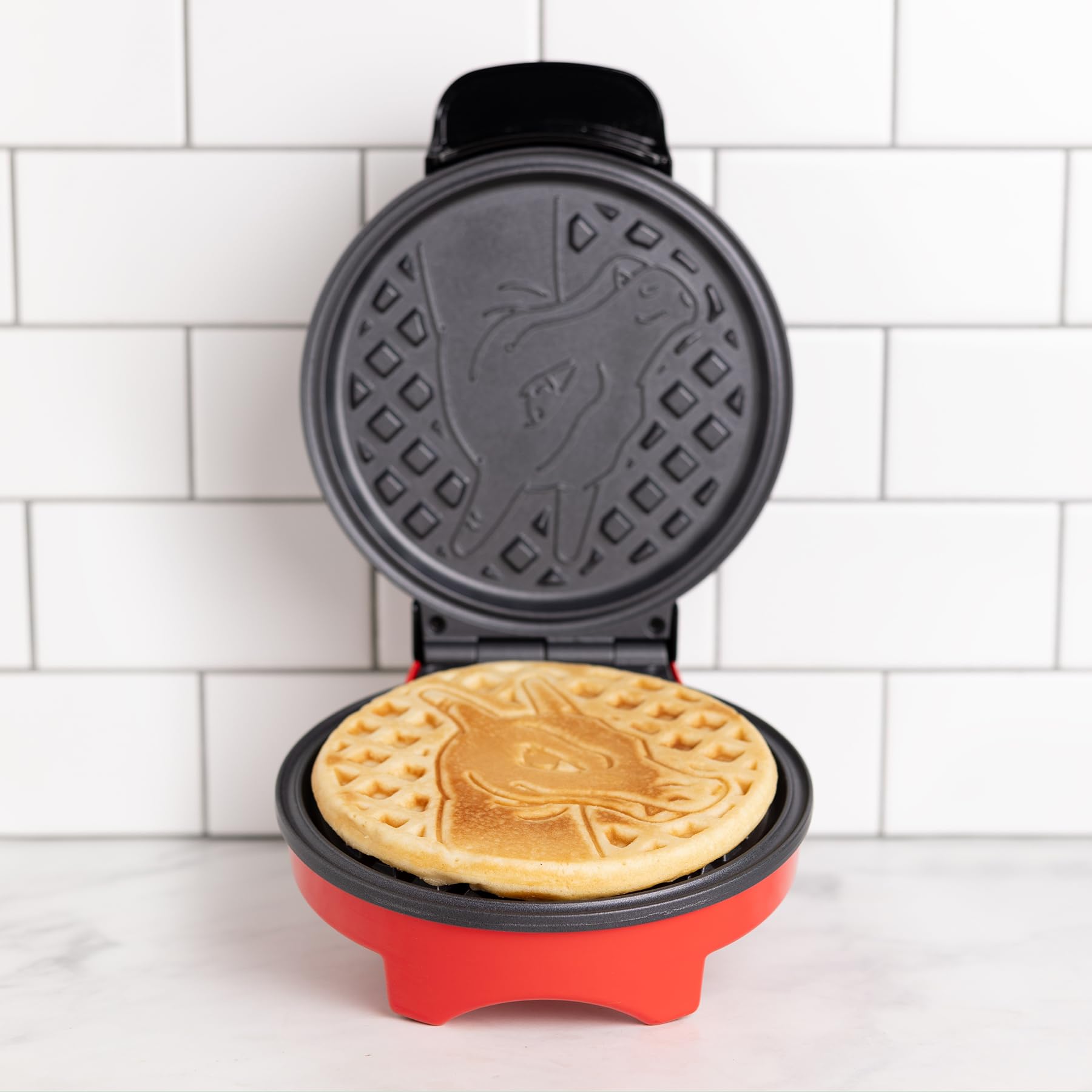 Uncanny Brands Pokémon Charizard Waffle Maker - Make Bounty Charizard Waffles - Kitchen Appliance