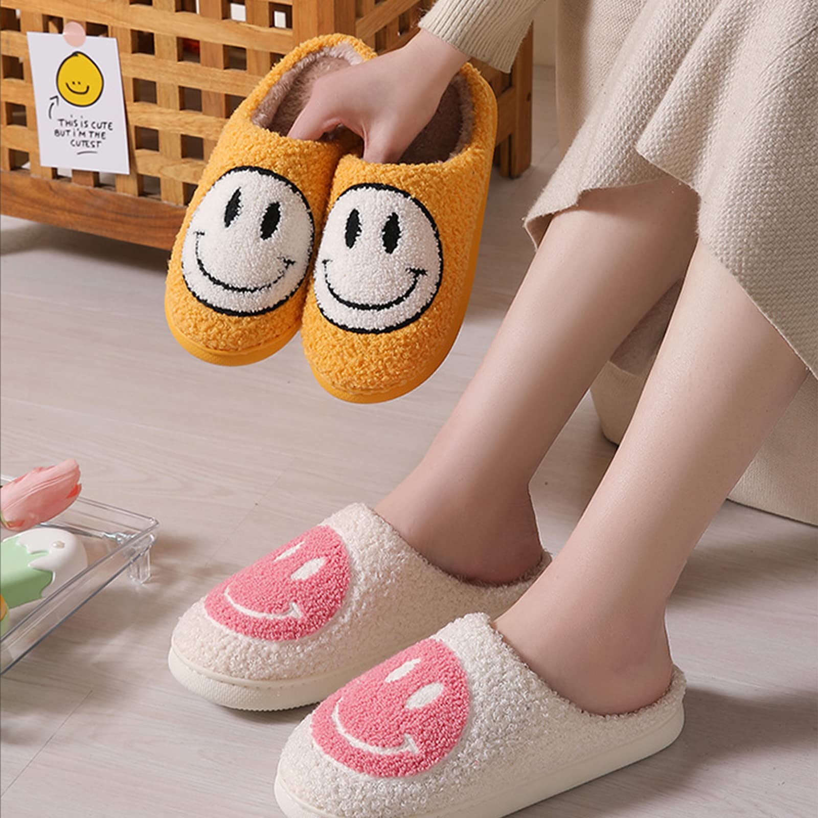 Beishani Smiley Face Slippers for Women Retro Soft Plush Warm Slip-on Slippers, Happy face slippers Cozy Indoor Outdoor Slippers