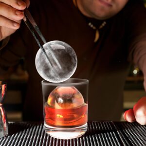 Antarctic Star Clear Ice Ball Maker Tray, 2 Large Whiskey Ice Maker Sphere with Storage Bag,2.5 Inch Crystal Ice Ball for Cocktail, Whiskey & Brandy