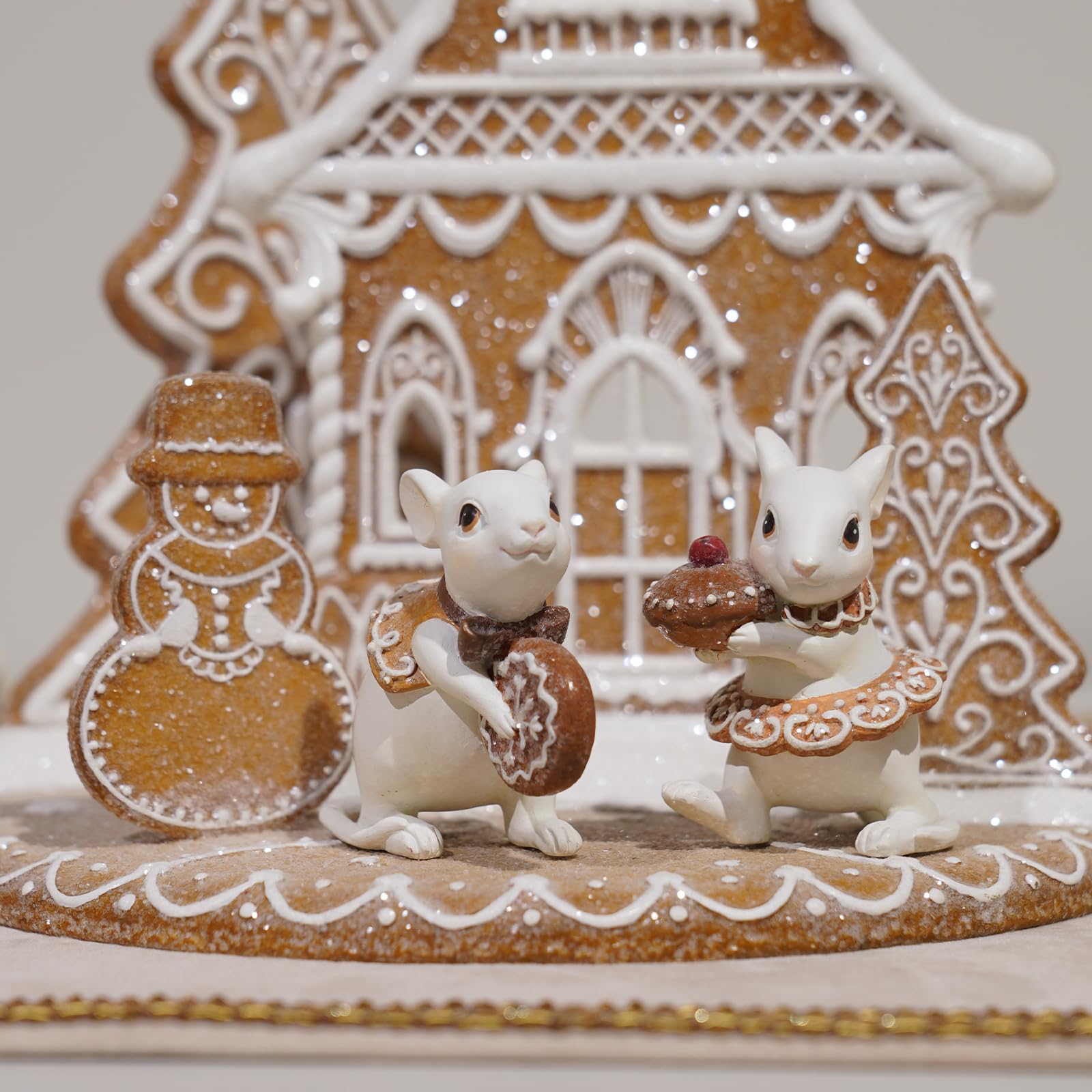 Braxio Gingerbread Decor Christmas Decorations Indoor - Set of 2 Resin Christmas Mouse with Cake and Cookie Christmas Decorations Indoor Home Decor