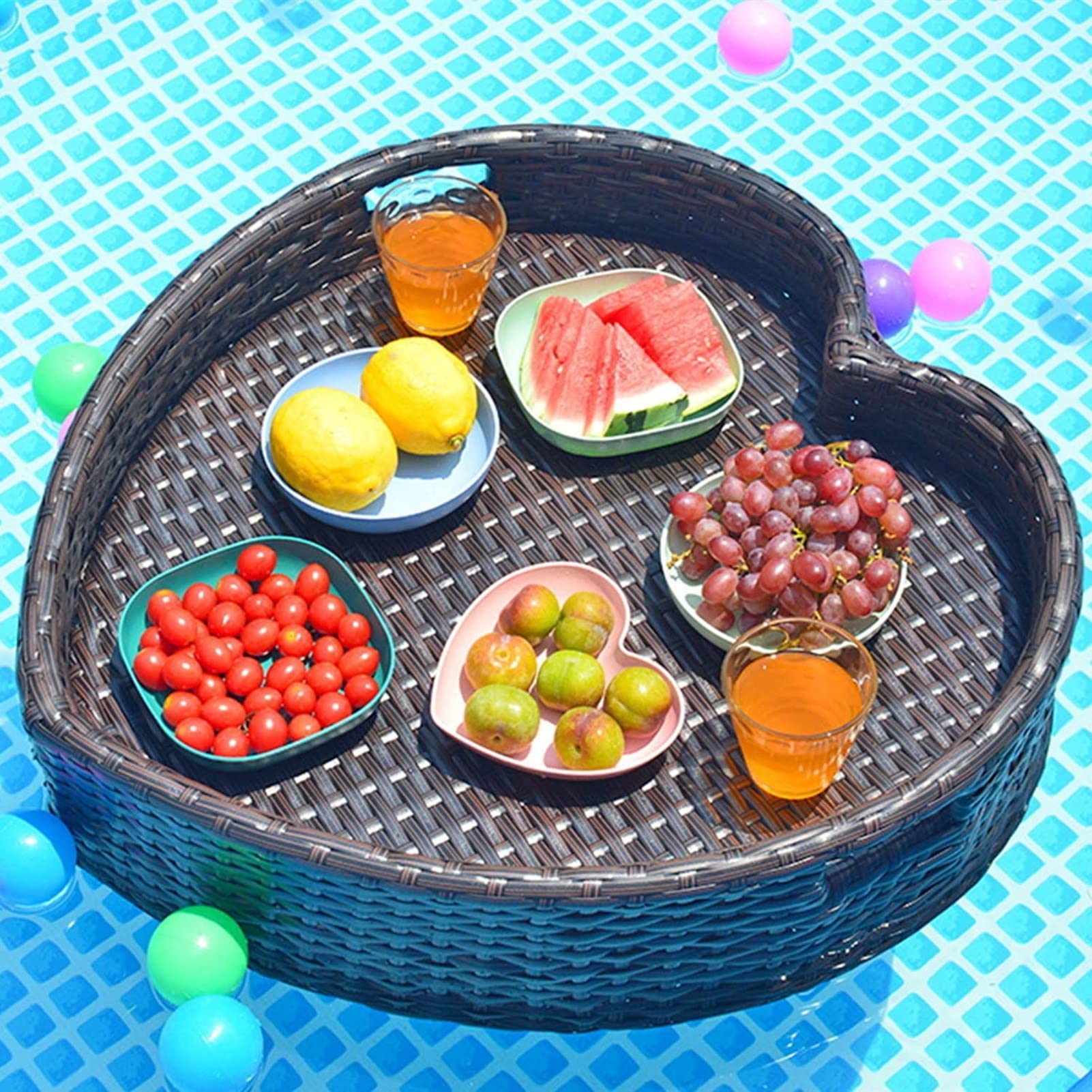 Creative Heart-Shaped Floating Pool Tray, Handmade Carefully Rattan Woven Serving Basket Table & Bar for Sandbars, Spas, Bath, and Parties, Serving Drinks, Brunch, Food on The Water