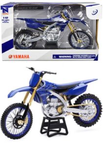 new ray toys motorcycle 1:12 scale yamaha yz450f dirt bike, 58313, multicolor