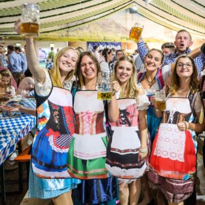 Heartome 4 PCS Oktoberfest Costumes, Oktoberfest Women Aprons, Oktoberfest Party Supplies Female German Oktoberfest Dress Novelty Women Outfit Bavarian Fraulein Oktoberfest Party Costume Apron Set