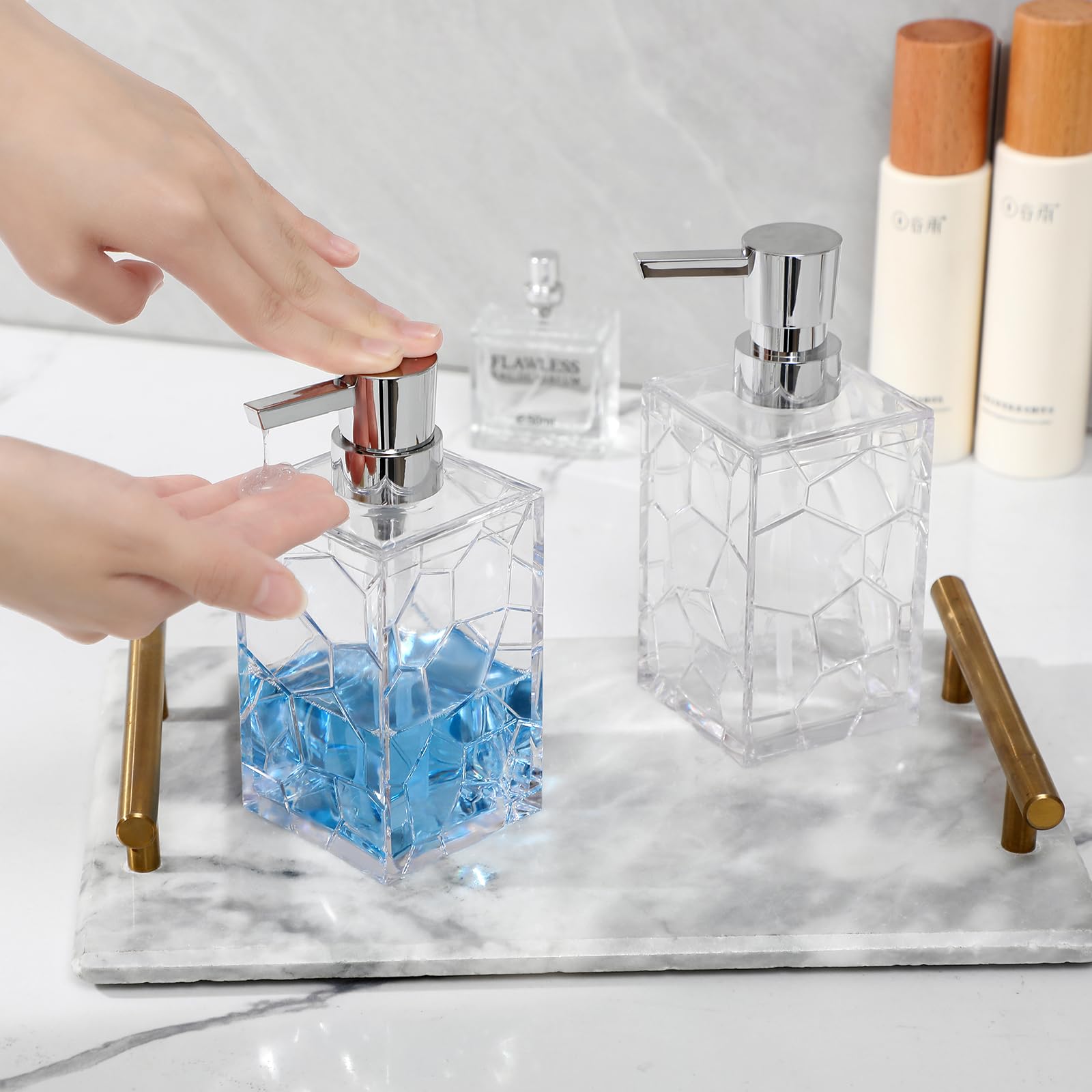 Hand Soap Dispenser, Clear Acrylic Plastic Liquid Pump Bottles Refillable Lotion Dispenser for Bathroom Decor Kitchen College Dorm