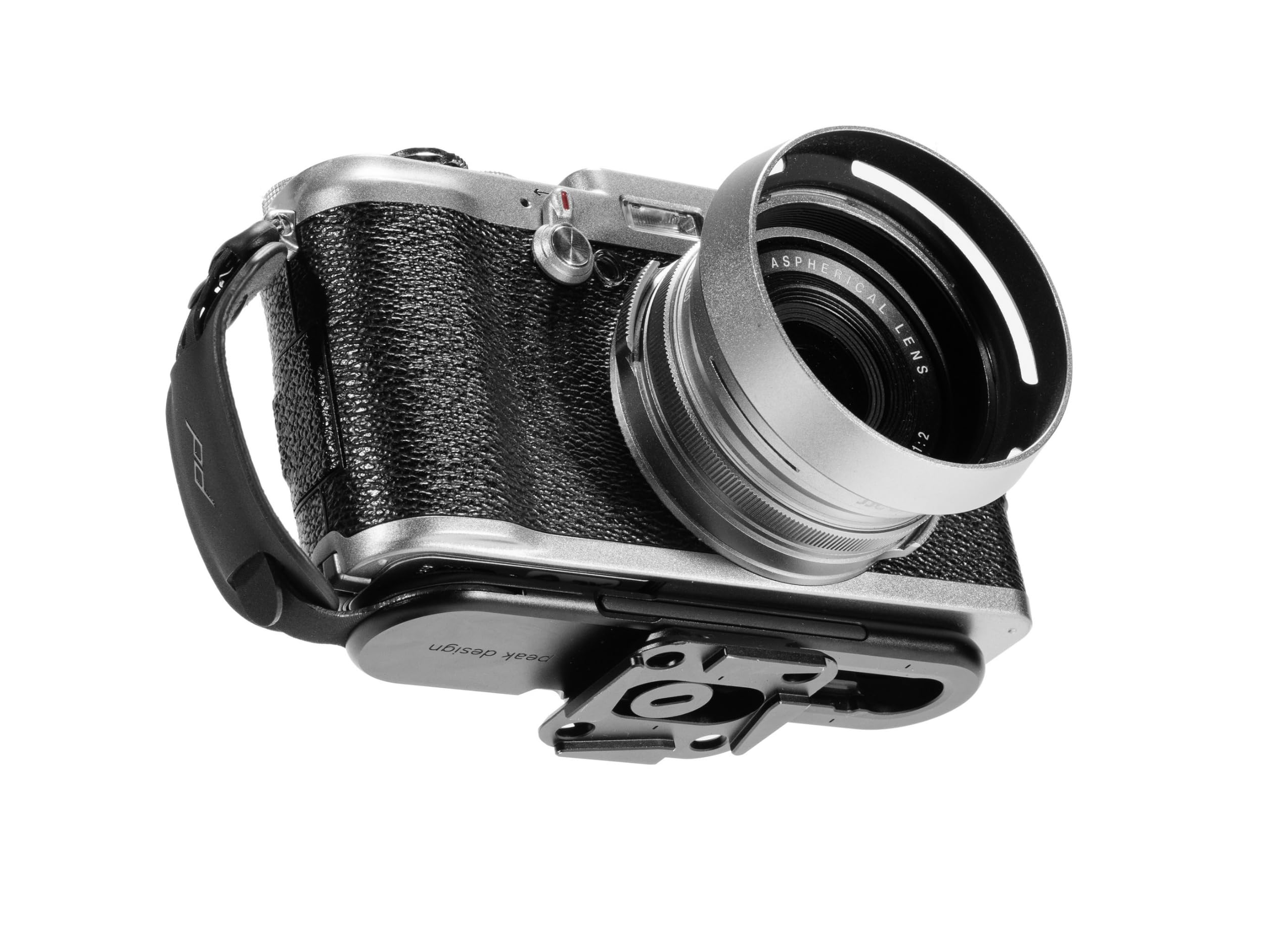 Peak Design Micro Clutch I-Plate mirrorless camera finger strap