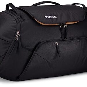 Thule RoundTrip 80L Duffel - Storage compartments to organize and protect gear - Boot bag for ski and snowboard travel - Soft pocket for goggles and helmet - Dry bag included