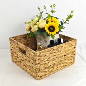 Wicker Baskets, Storage Baskets, Hand-Woven Wicker Baskets with Handles for Home Use, One Large and One Small Water Hyacinth Storage Baskets 7x12x12 Inches (2PCS)