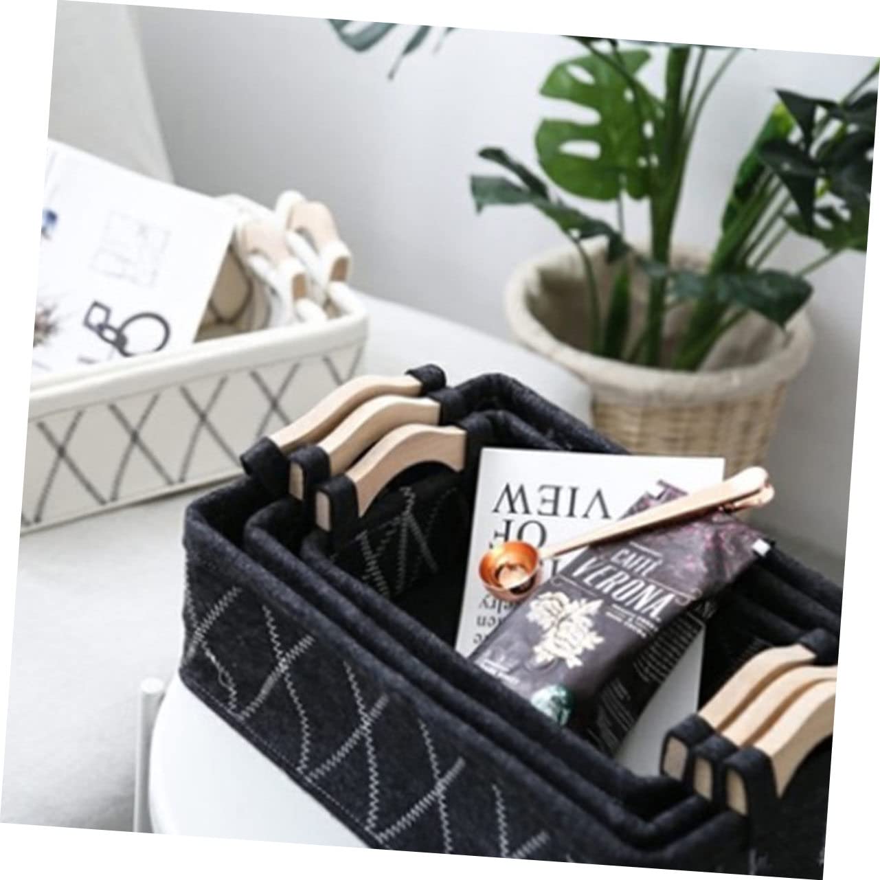 Alipis 1pc Felt Storage Basket Fabric Storage Basket Cube Basket with Handles Desk Topper Kitchen Rectangular Storage Fabric Mini Storage Bins Office Desk Decor Box Frame Wood Clothing