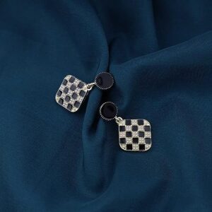 Sttiafay Vintage Black White Checkered Earrings Geometric Square Drop Earrings Square Checkered Earrings Black Disc Stud Earring Jewelry for Women and Girls