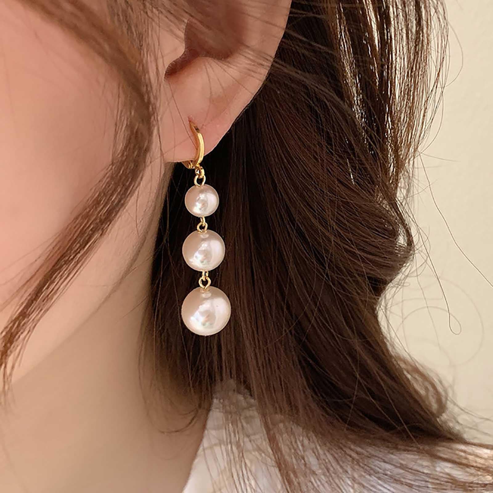 Sttiafay Vintage Pearl Drop Earrings Gold Long Tassel Pearl Earrings Pearl Chain Dangle Earrings Pearl Huggie Hoop Earrings Jewelry for Women and Girls