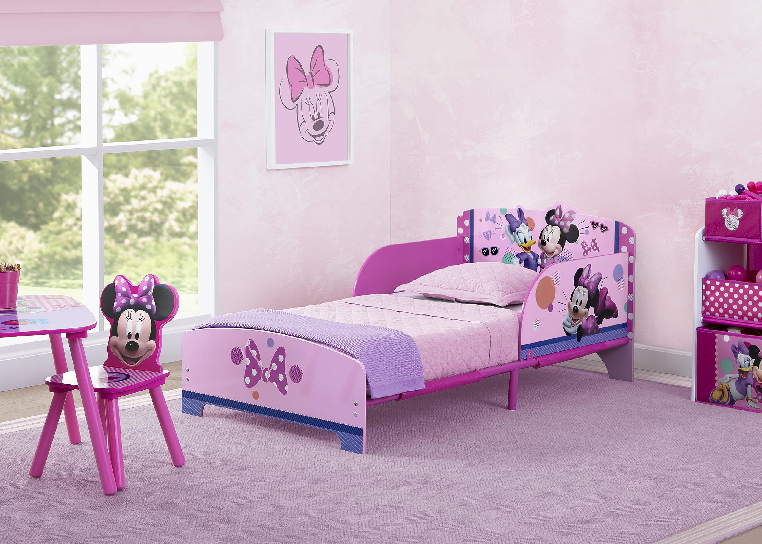 Delta Children Wood and Metal Toddler Bed, Minnie Mouse