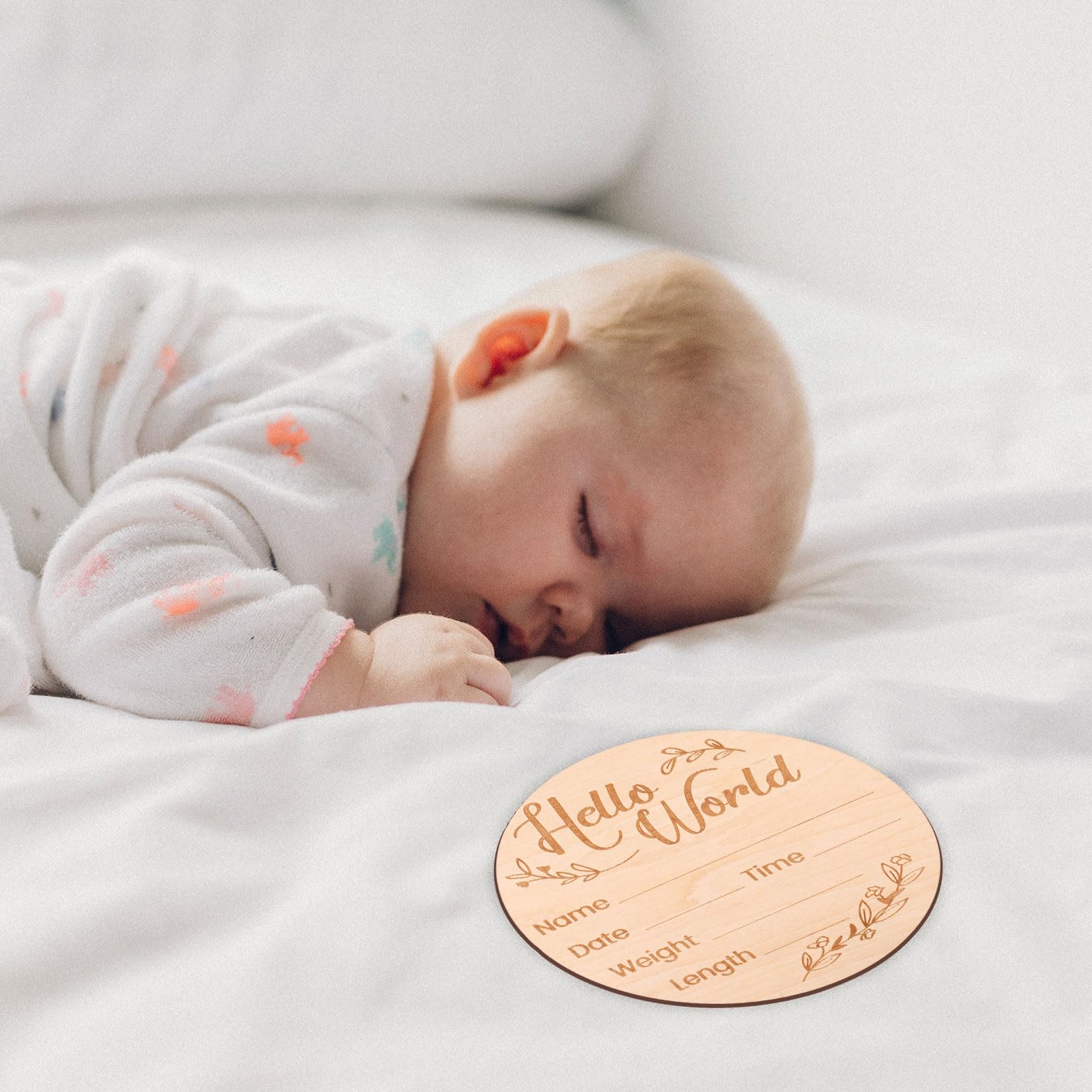 Wooden Baby Name Announcement Sign, 6inch Diameter Hello World Newborn Sign Birth Announcement Sign New Baby Sign for Hospital Nursery New Parents Baby Shower