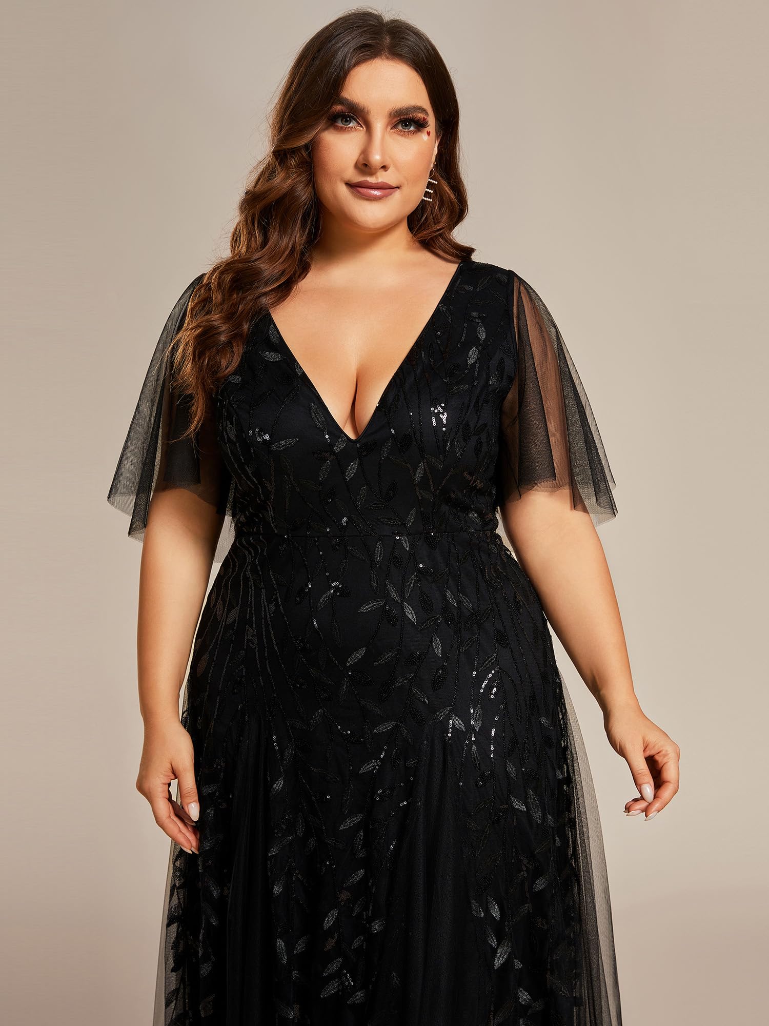 Ever-Pretty Womens Plus Size Sequin Emboridery Formal Evening Dresses with Sleeves Black US18