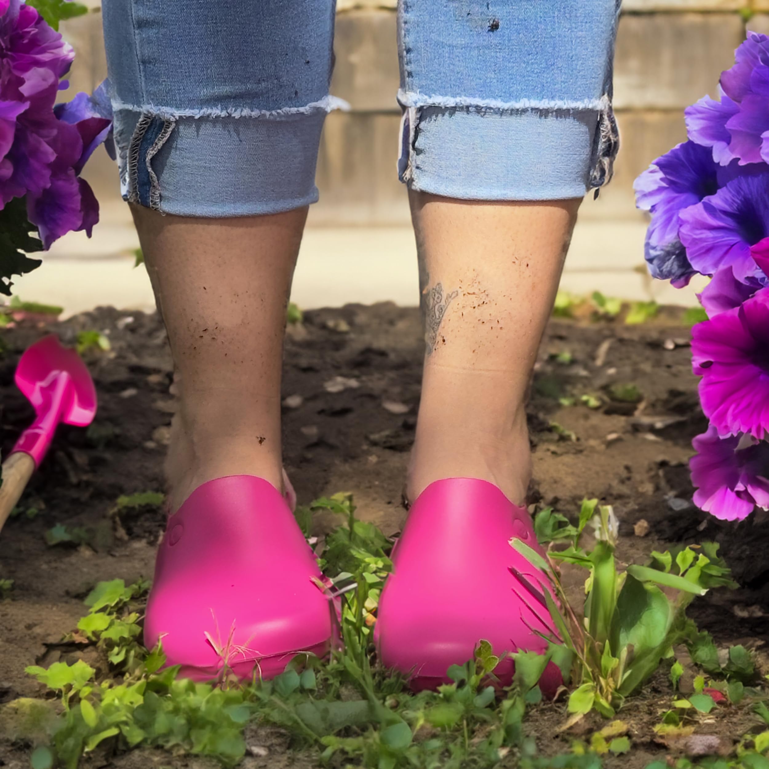 Sticky Women's Waterproof Garden Shoes (Petal Blush Pink, 9)