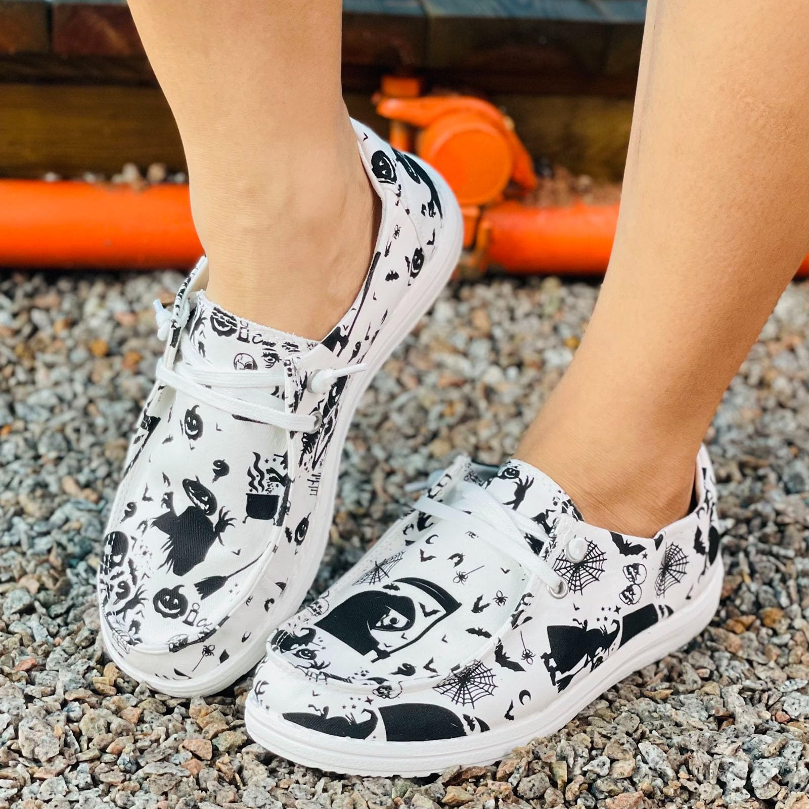 Halloween Decorations Womens Slip on Walking Shoes,Fashion Halloween Pumpkin Print Canvas Low Top Sneakers,Slip on Flats Walking Loafers Shoes Casual Comfortable Canvas Sneakers for Women Girl Party