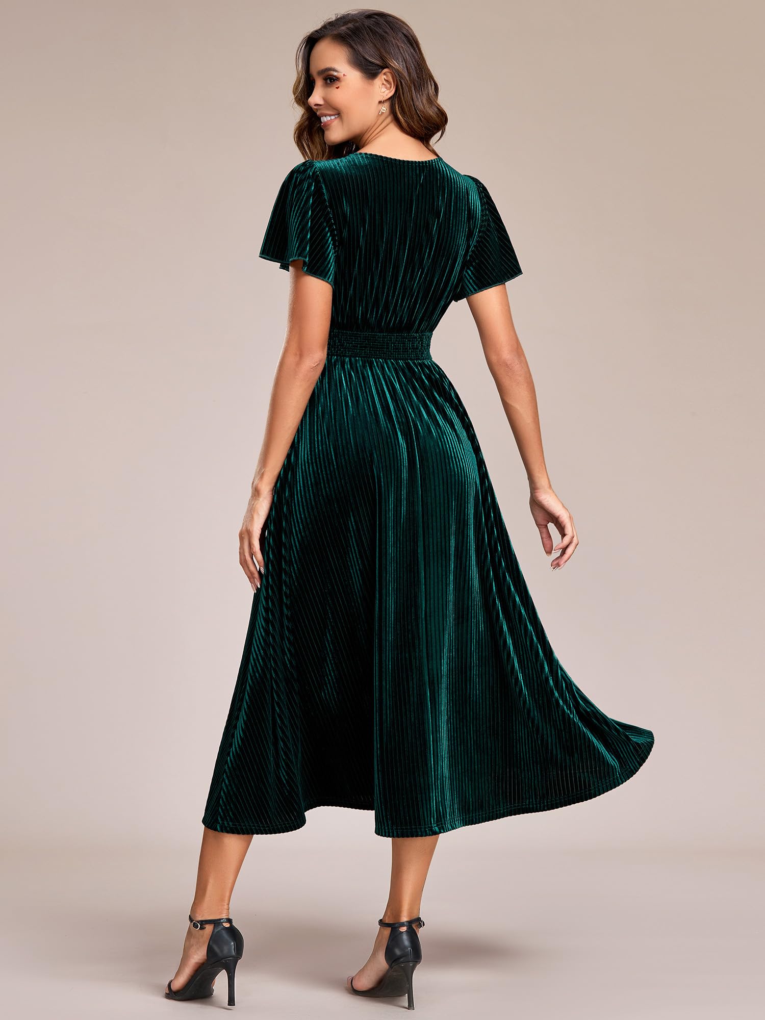 Ever-Pretty Women's Short Sleeve V Neck A Line Velvet Midi Dress Bridesmaid Cocktail Party Dresses Deep Green US6