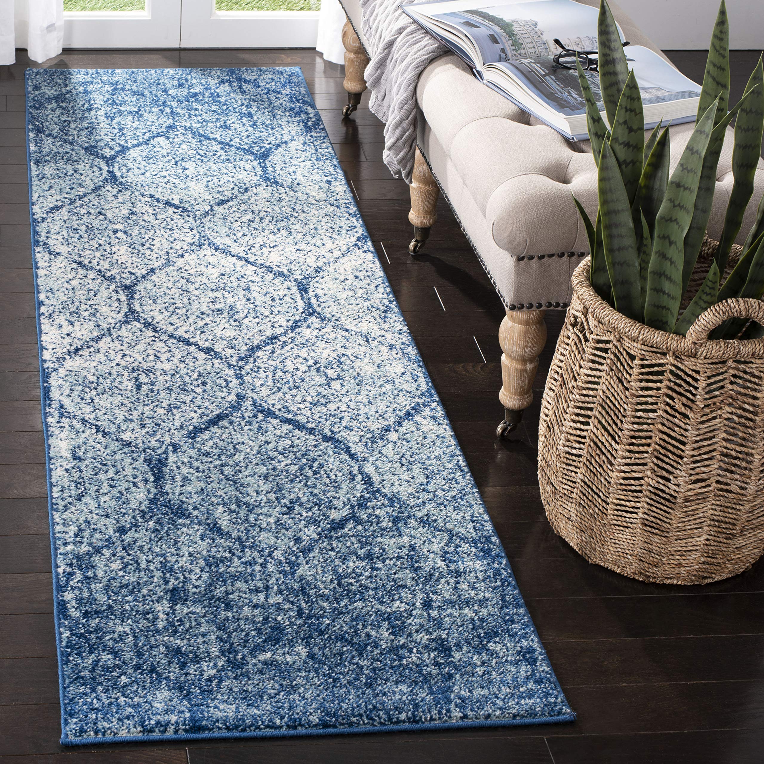 SAFAVIEH Madison Collection X-Large Area Rug - 12' x 15', Navy & Blue, Glam Ogee Trellis Distressed Design, Non-Shedding & Easy Care, Ideal for High Traffic Areas in Living Room, Bedroom (MAD604N)