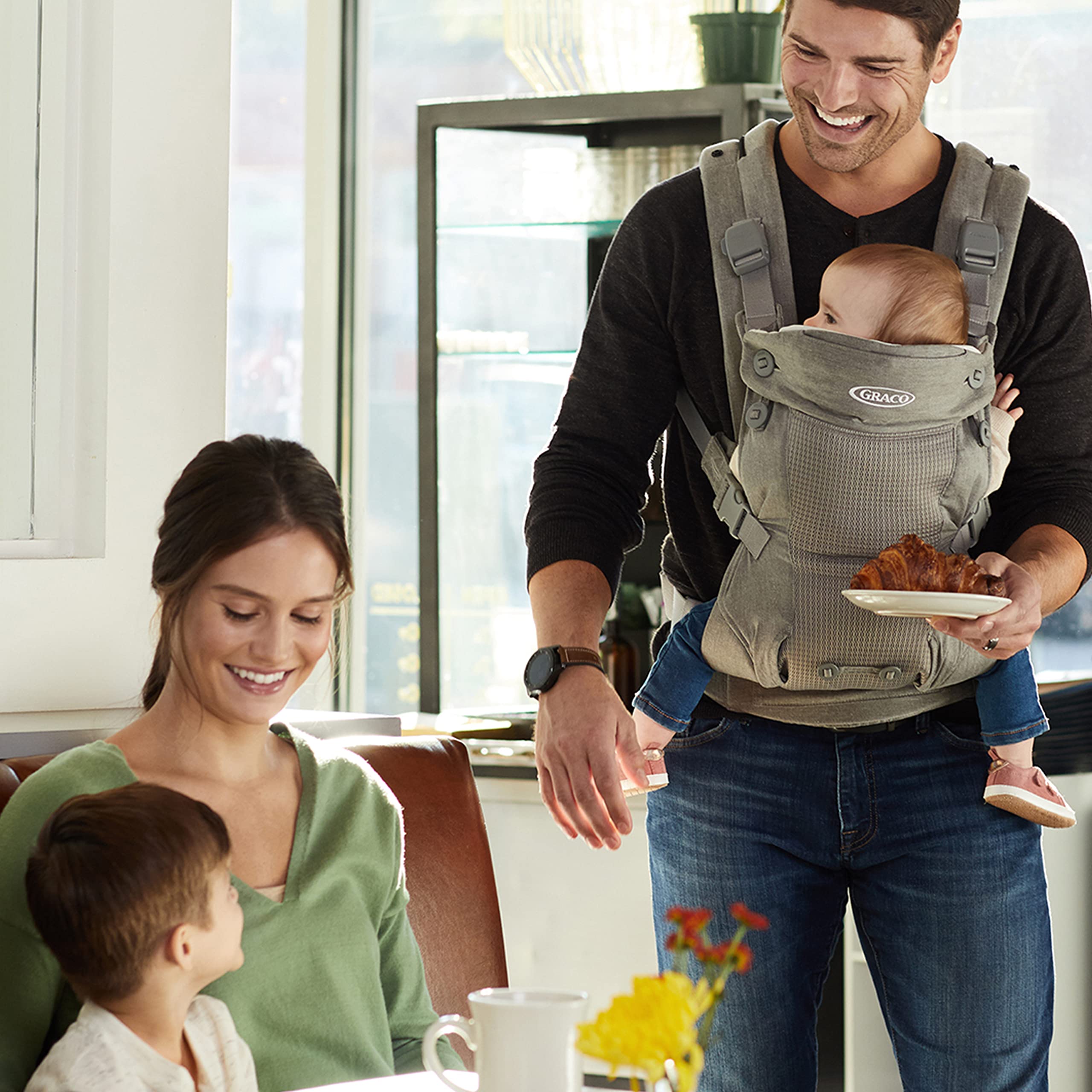 Graco Cradle Me 4 in 1 Baby Carrier | Includes Newborn Mode with No Insert Needed, Black Onyx