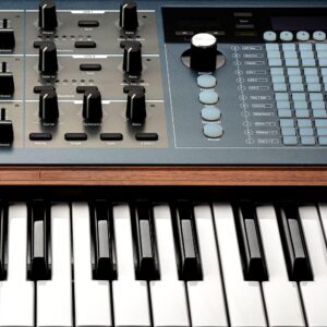 Arturia PolyBrute 6-Voice Polyphonic Morphing Analog Synthesizer Natural Wood