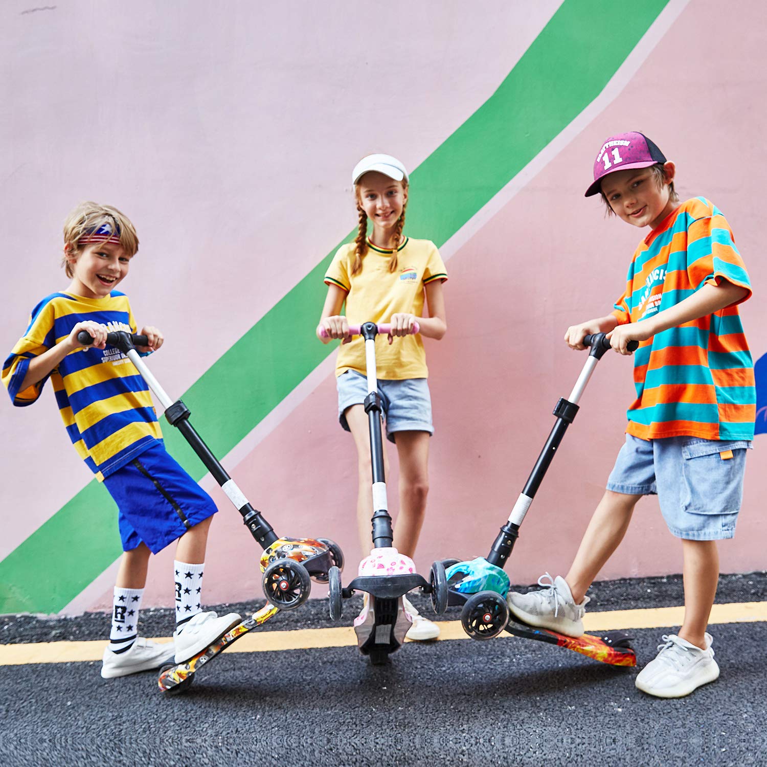 WeSkate Kids Scooter, 3 Wheel Scooter for Kids with Foldable Adjustable Height, Learn to Steer with PU LED Flashing Wheels for Child Age 3-12