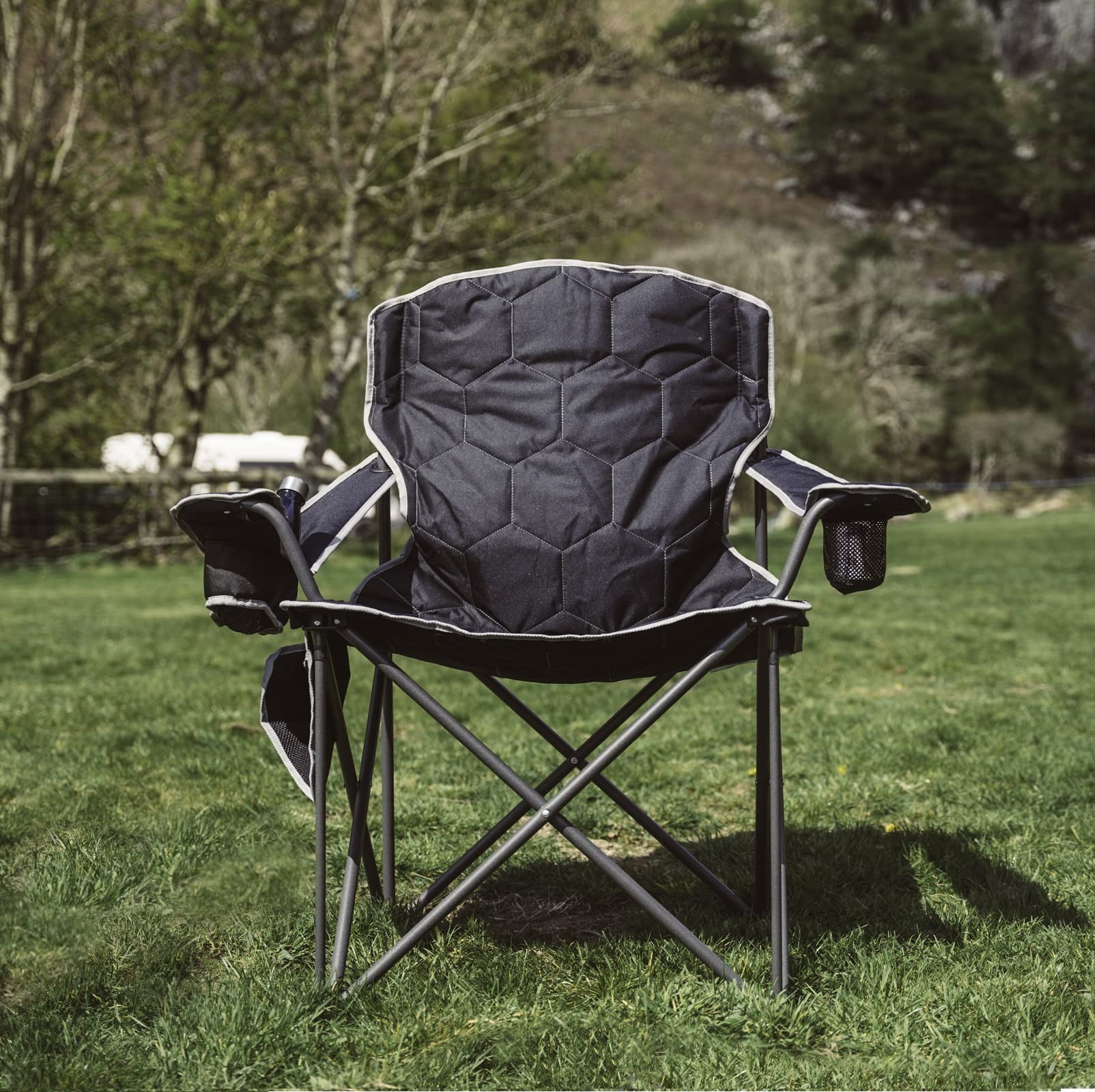 SUNNYFEEL XXL Oversized Camping Chair Heavy Duty 500 LBS for Big Tall People Above 6'4 Padded Portable Folding Sports Lawn Chairs with Armrest Cup Holder & Pocket for Outdoor/Travel/Picnic/Camp