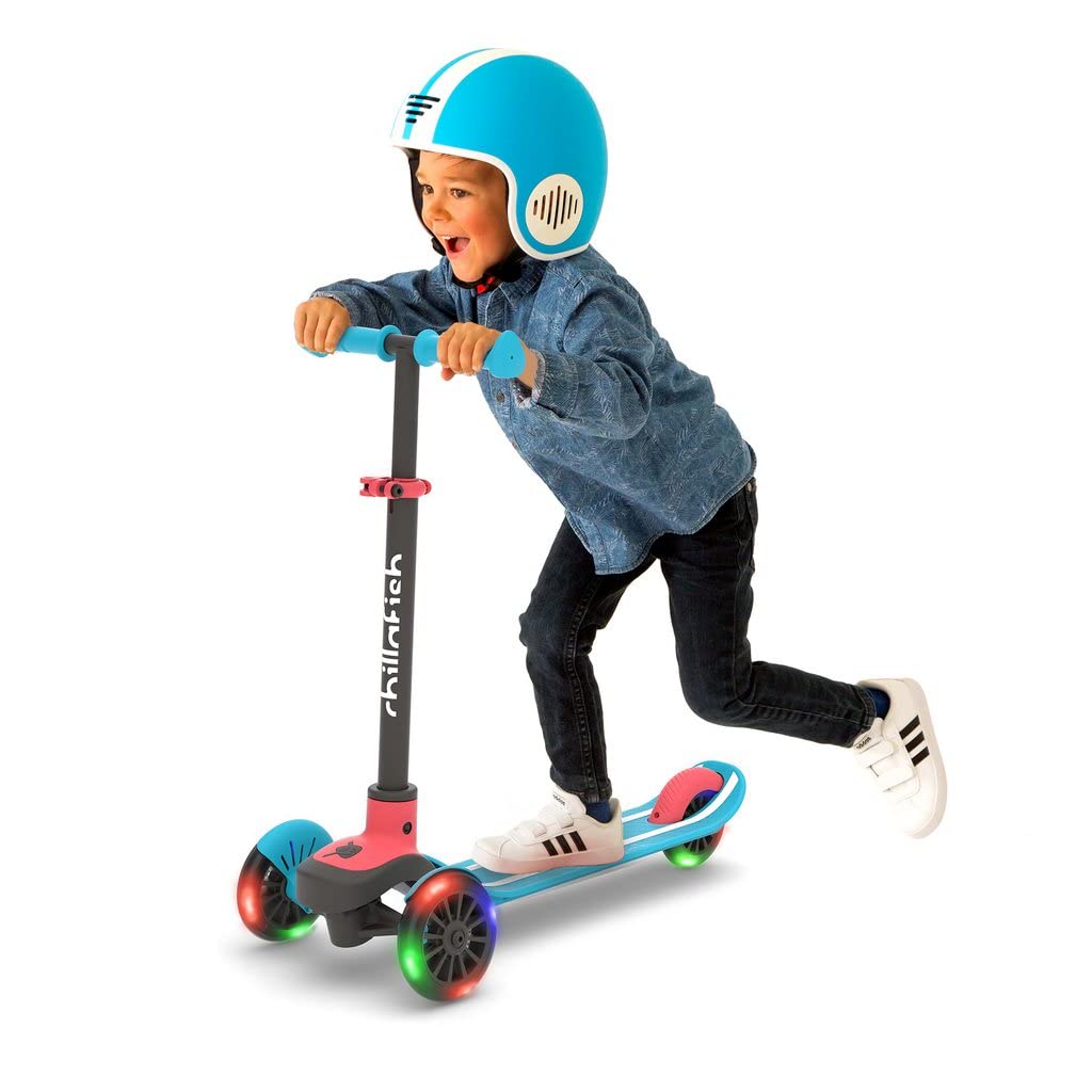 Chillafish Scotti Glow 3-Wheel Lean-to-Steer Scooter with Light-up Wheels, twintip Antislip Deck and Integrated Brake, Adjustable Height Handlebars, Comfy handgrips, for All Ages 3 and up, Blue