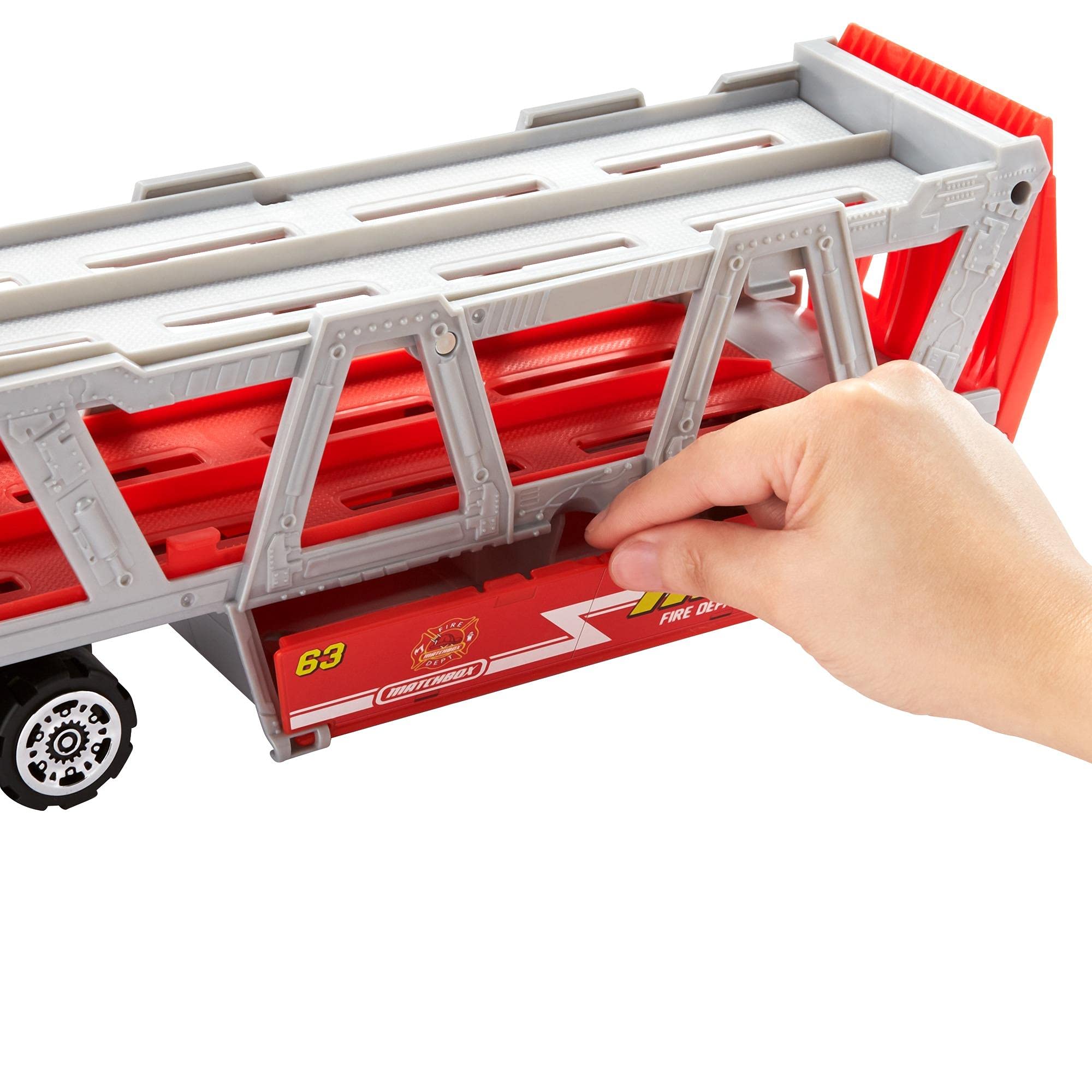 Matchbox Fire Rescue Hauler Playset Themed Hauler with 1 Fire-Themed Vehicle, Holds 16 Cars, Easy-Release Ramp, 8 Accessories & Storage, for Kids 3 Years Old & Up