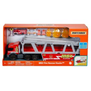 Matchbox Fire Rescue Hauler Playset Themed Hauler with 1 Fire-Themed Vehicle, Holds 16 Cars, Easy-Release Ramp, 8 Accessories & Storage, for Kids 3 Years Old & Up