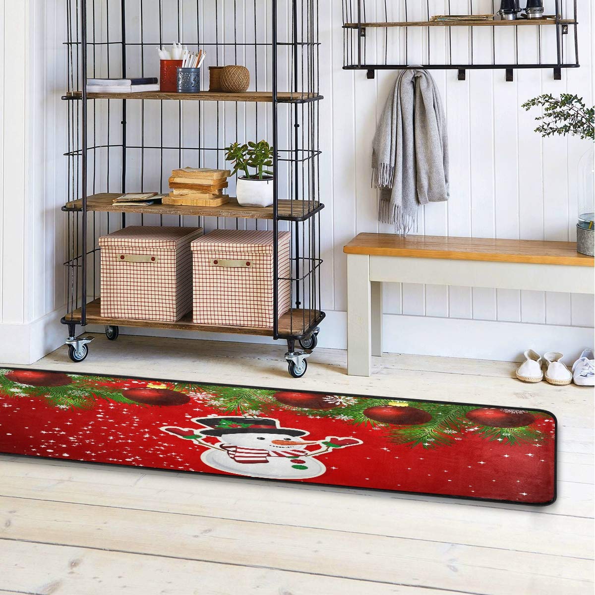 Christmas Runner Rug, Red Christmas Snowman Runner Rug Floor Mat Non-Skid Kitchen Rug Soft Area Rug for Bathroom Entryway Hallway Dining Living Room