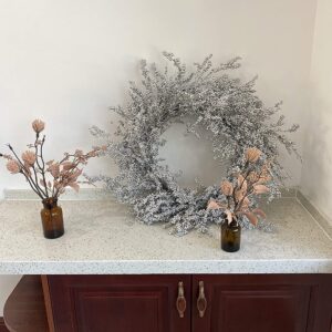 26 Inch Winter Front Door Wreath Silver Berry Wreath Winter Christmas Wreath with Silver Metallic Berry on Farmhouse Grapevine for Festival Celebration Front Door Wall Window Decoration Home Décor