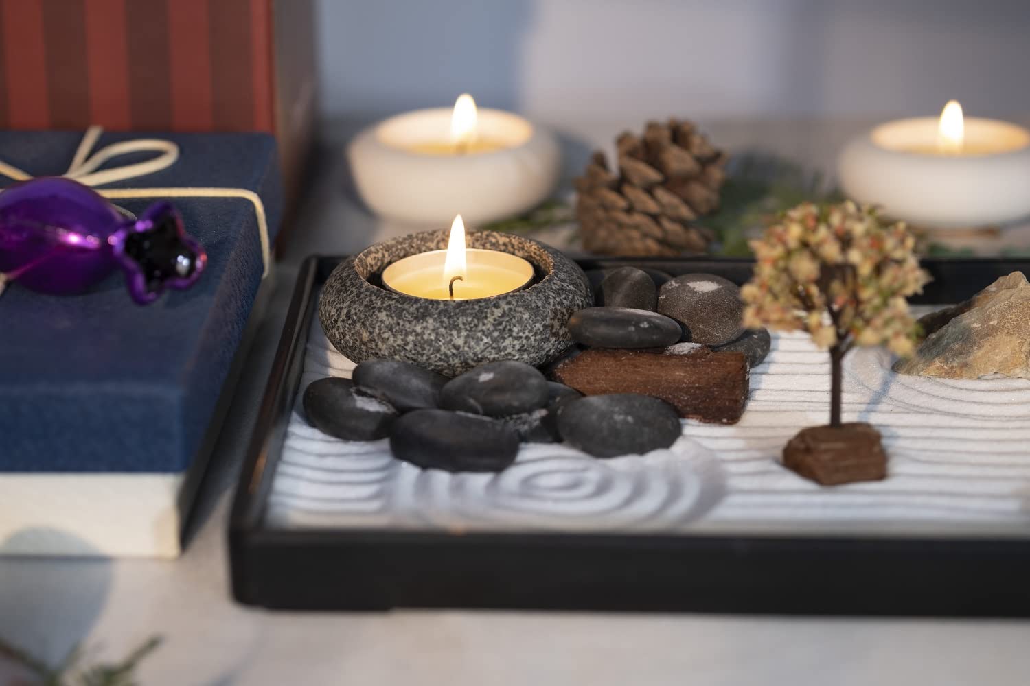 ICNBUYS Handmade Zen Garden Pebbles Candle Holder Set with Zen Garden Tools, Sand, Base Tray and Free Accessories