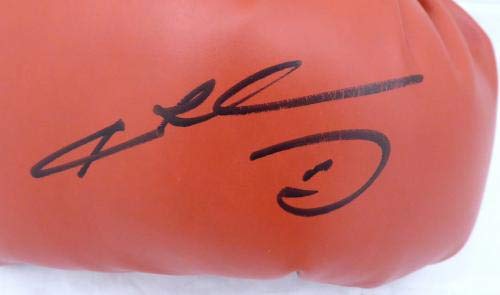 SALE!! Sugar Ray Leonard Autographed Red Everlast Boxing Glove RH Beckett BAS Stock #177558 - Autographed Boxing Gloves