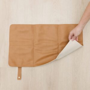 Elkie & Co. Newborn Baby Toddler Mom Vegan Leather Diaper Nappy Changing Pad Mat I Portable, Waterproof, Minimalist, Compact, Travel, Modern, Chic, Modern, Functional (Camel)