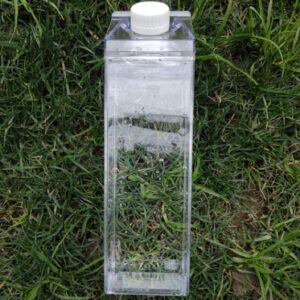 Milk Carton Water Bottle 17oz (500mL) Plastic Clear Square Milk Bottles No BPA Leakproof Water Bottle Portable Reusable Milk Carton Shaped Juice Bottle Perfect for Fitness Gym Camping Sports