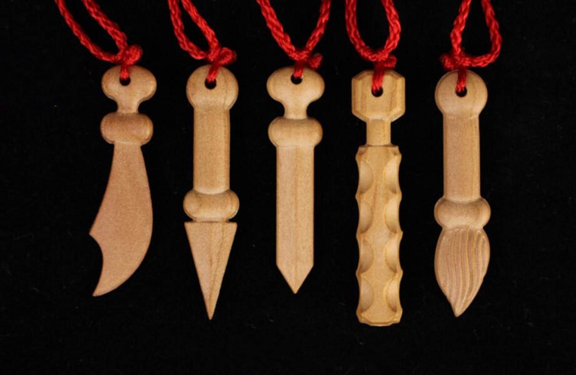 WellieSTR 11 Stlye Feng Shui Protection Amulet - Mini Peach Wood Sword,Knife, Axe, and Pen Pendant (Basic) 护身符 桃木剑 辟邪 转运 学习 (Baby Children's Portable Necklace Pendant)