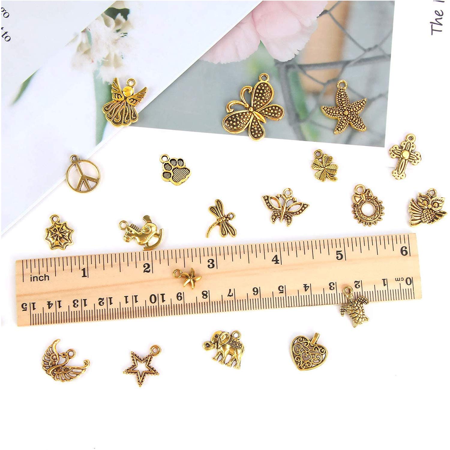 SANNIX 200Pcs Gold Charms Bulk Antique Gold Charms for Jewelry Making Charm Bracelet Necklace Earrings DIY Craft Making