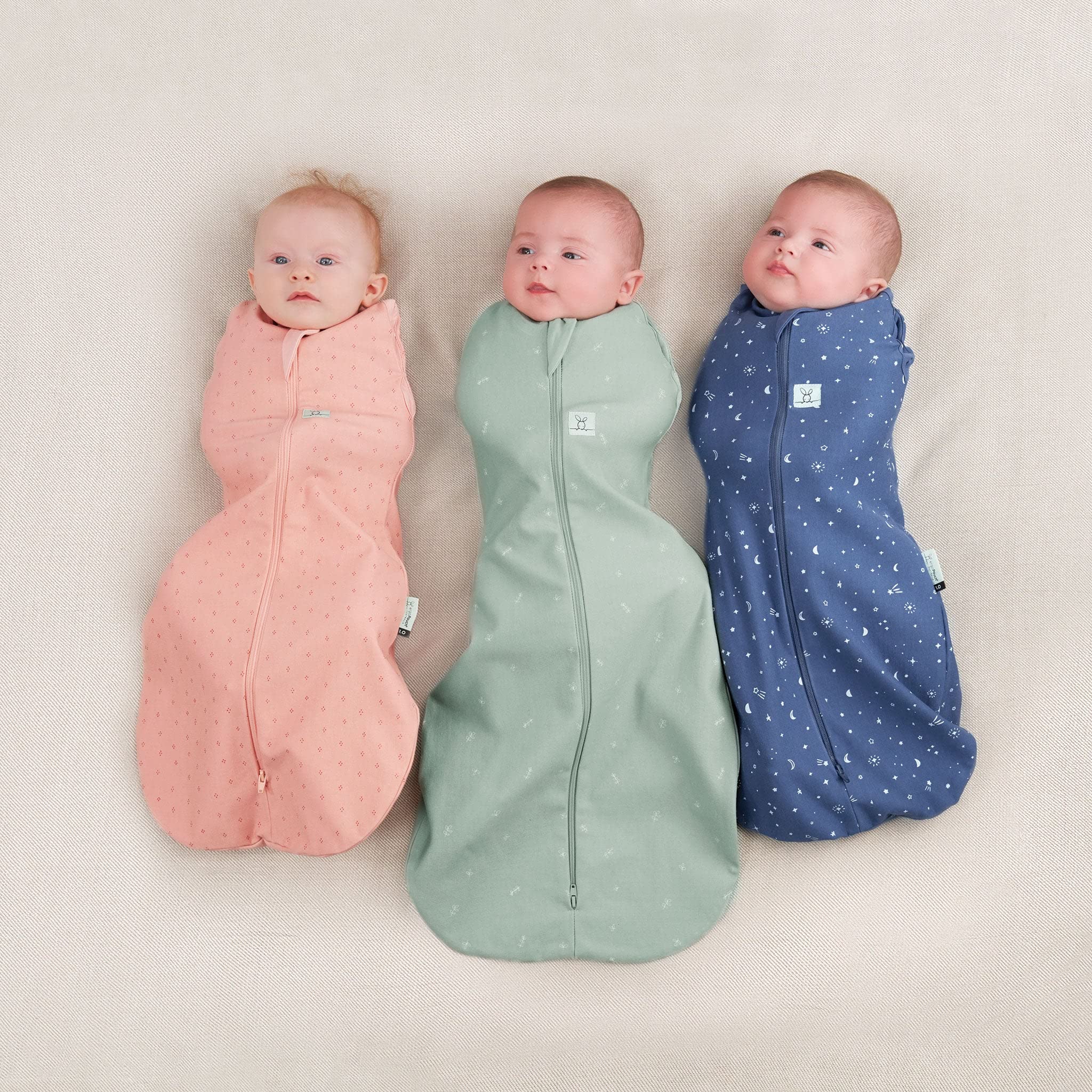 ergoPouch 1 tog Baby Sleep Sack 0-12 months - Baby Sleeping Sack for Warm & Cozy nights - Cocoon Swaddle Sack Baby Keeps Calm & Relaxed - Baby Sleeping Bag Regulate Body Temperature (Night Sky)