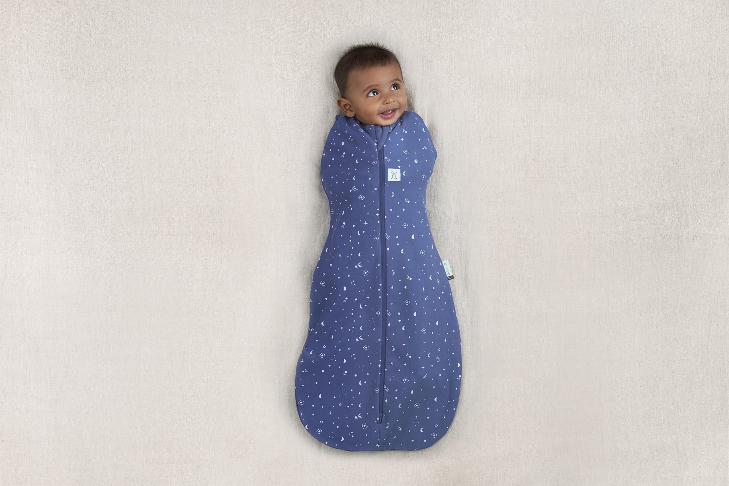 ergoPouch 1 tog Baby Sleep Sack 0-3 Months - Baby Sleeping Sack for Warm & Cozy Nights - Cocoon Swaddle Sack Baby Keeps Calm & Relaxed (Night Sky)