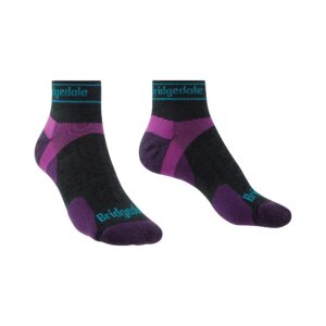 Bridgedale Womens Trail Run Ultralight T2 Merino Performance Ankle, Charcoal/Purple, Medium