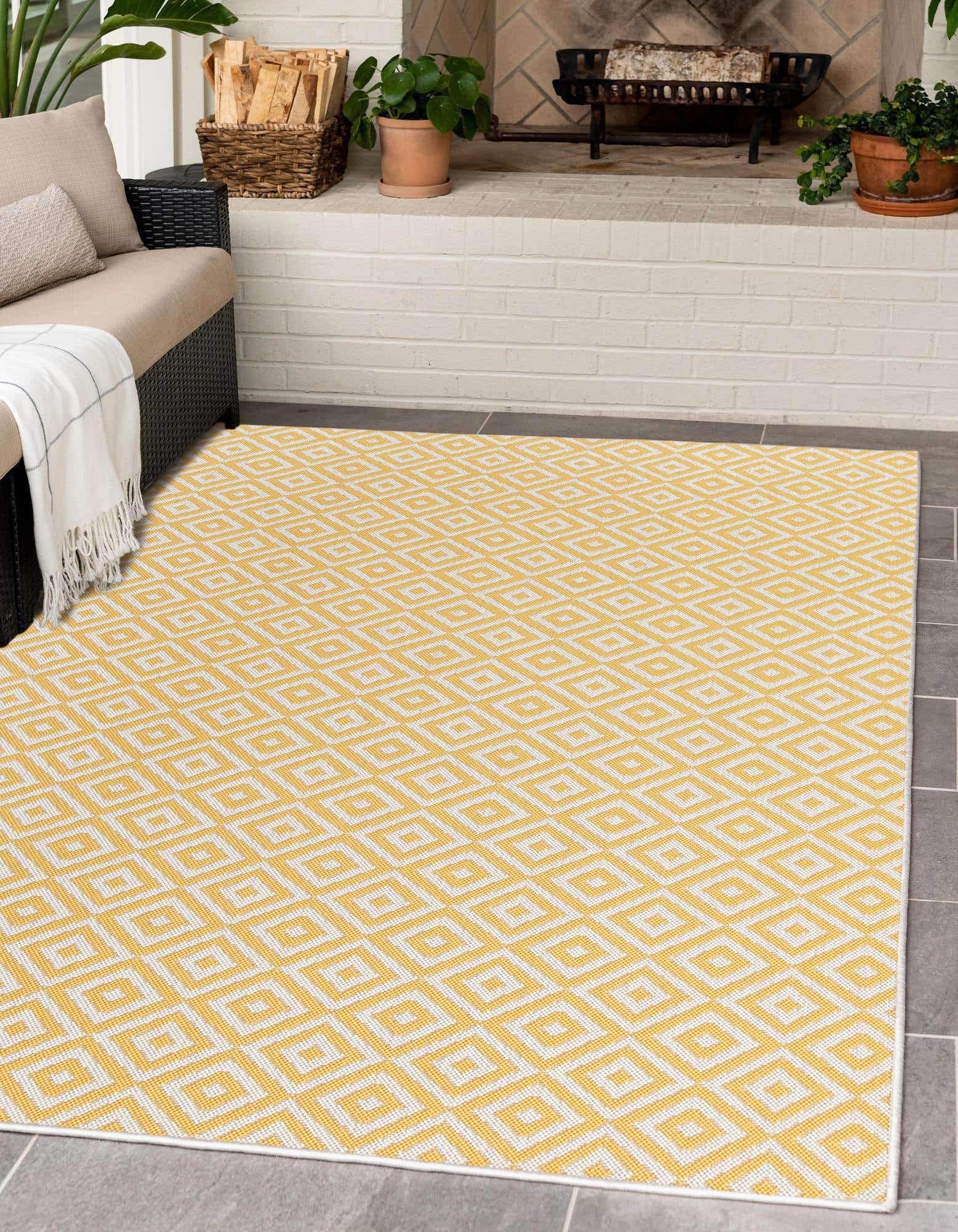 Unique Loom Jill Zarin Outdoor Collection Area Rug - Costa Rica (2' x 3' 1'' Rectangle, Yellow Ivory/ Ivory)