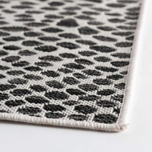 Unique Loom Outdoor Collection Area Rug - Cape Town (5' 3' x 8' Rectangle, Black/ Ivory)