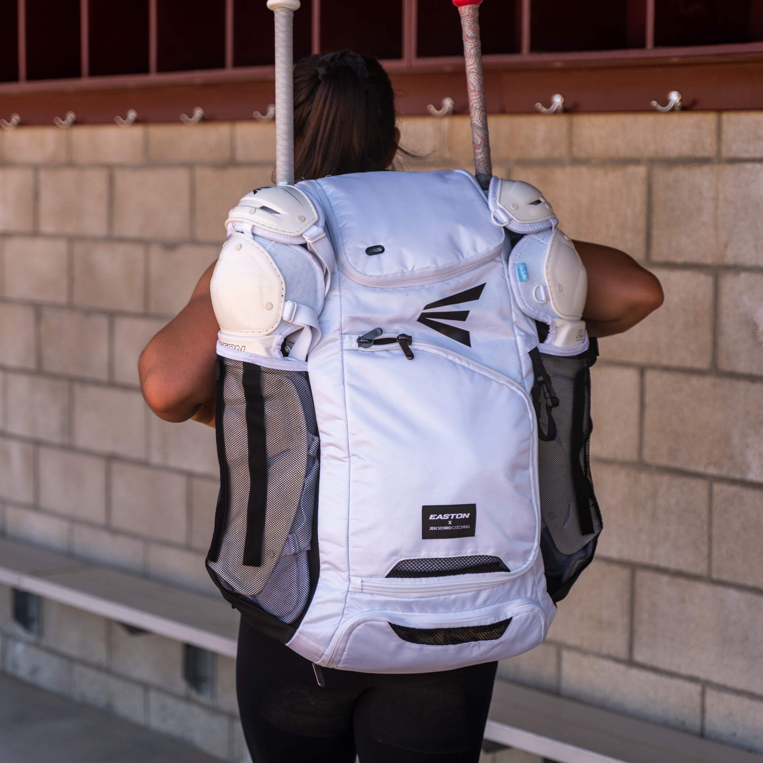 Easton | JEN SCHRO Catchers Bat and Equipment Backpack | 2021 | White |