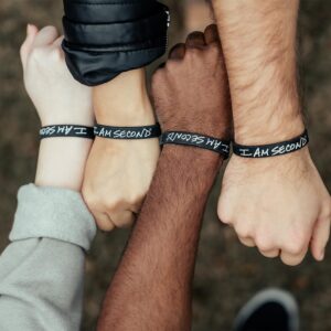 I Am Second 10-Pack Classic Adult Black Silicone Wristbands